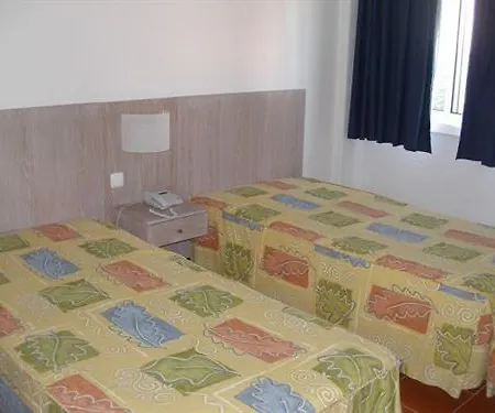 ホテル Dourada 3*