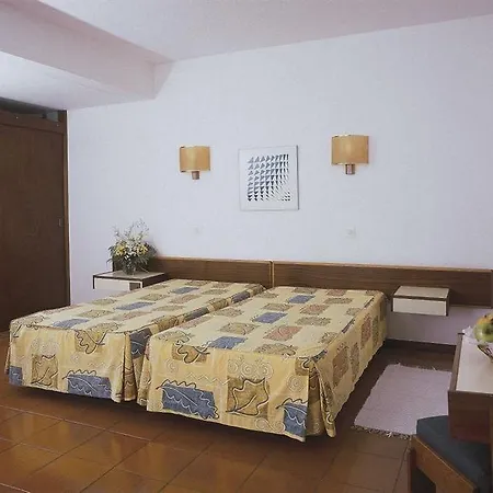 Dourada 3*