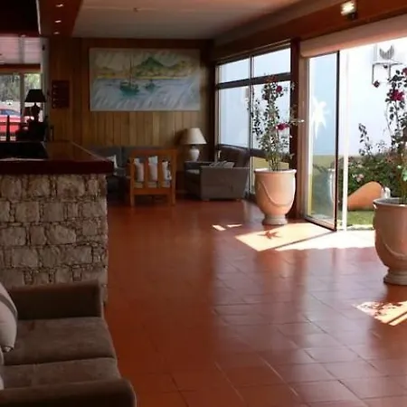 Dourada Отель 3*